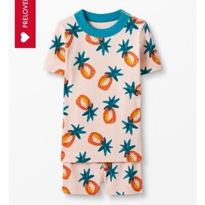 Hannah Andersson Pineapple Shorts Pajamas Set, Size 4T